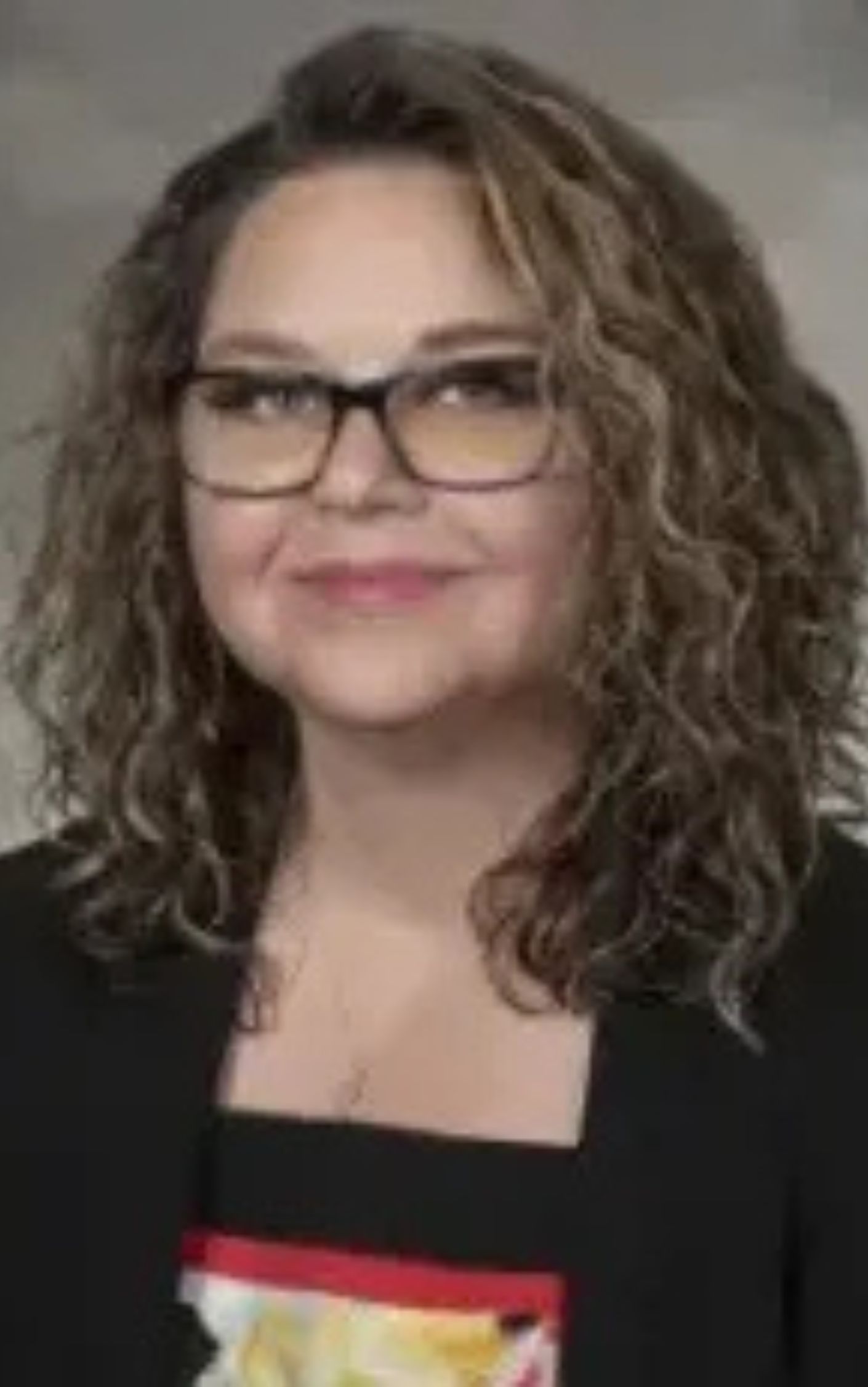 sarah wofford headshot